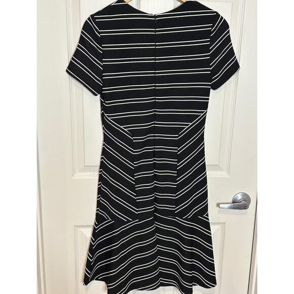 Hutch Eleanor Midi Short Sleeve Black/White Dress Size Small - Picture 4 of 8